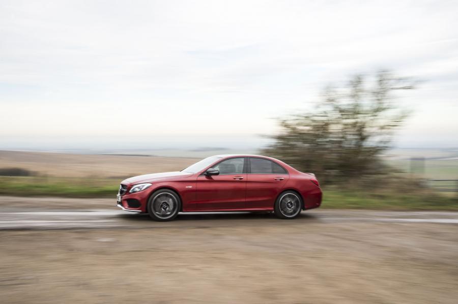  Mercedes-AMG C43 4Matic 2016 года  (UK) (фото 10 из 28)